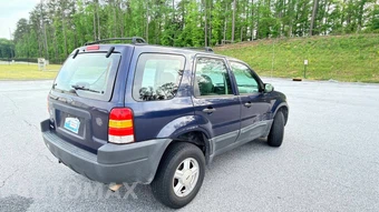 2004 Ford Escape XLS - miniatura 17