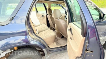 2004 Ford Escape XLS - miniatura 5
