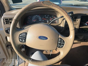 2004 Ford Excursion Limited - miniatura 10