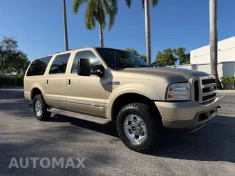 2004 Ford Excursion Limited - miniatura 1