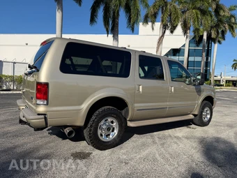 2004 Ford Excursion Limited - miniatura 21
