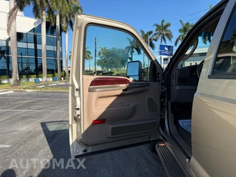 2004 Ford Excursion Limited - miniatura 29