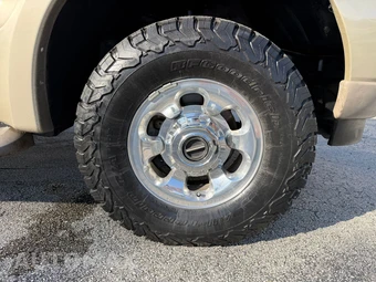 2004 Ford Excursion Limited - miniatura 70