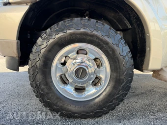 2004 Ford Excursion Limited - miniatura 75