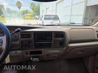 2004 Ford Excursion Limited - miniatura 10