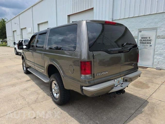 2004 Ford Excursion Limited - miniatura 2