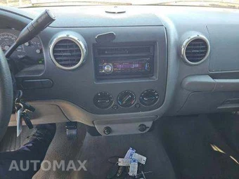 2004 Ford Expedition XLS - miniatura 10