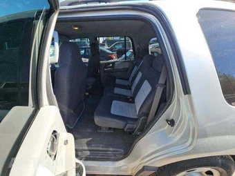 2004 Ford Expedition XLS - miniatura 13