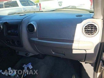2004 Ford Expedition XLS - miniatura 20