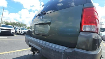 2004 Ford Expedition XLT Sport – miniatura 22