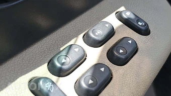 2004 Ford Expedition XLT Sport – miniatura 24