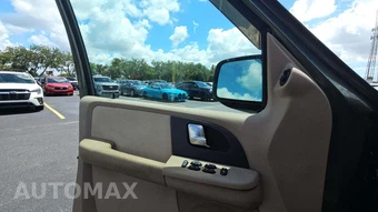 2004 Ford Expedition XLT Sport – miniatura 26