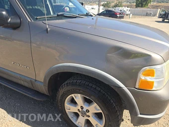 2004 Ford Explorer NBX – miniatura 25