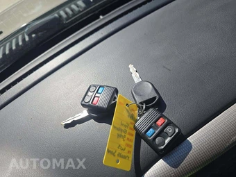 2004 Ford Explorer NBX – miniatura 5