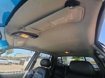 2004 Ford Explorer Sport Trac XLT Crew Cab Short Bed - miniatura 11