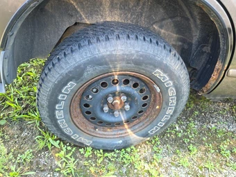 2004 Ford Explorer XLT – miniatura 10