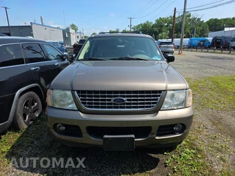 2004 Ford Explorer XLT – miniatura 2
