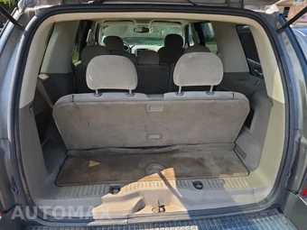 2004 Ford Explorer XLT – miniatura 21