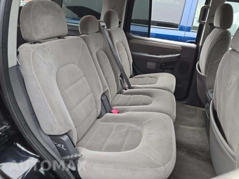 2004 Ford Explorer XLT Sport – miniatura 16