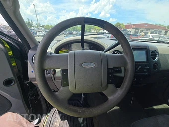 2004 Ford F-150 Lariat Crew Cab Short Bed – miniatura 10