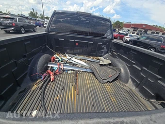 2004 Ford F-150 Lariat Crew Cab Short Bed – miniatura 16