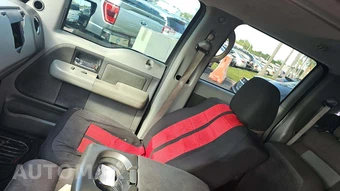 2004 Ford F-150 Lariat Crew Cab Short Bed – miniatura 28