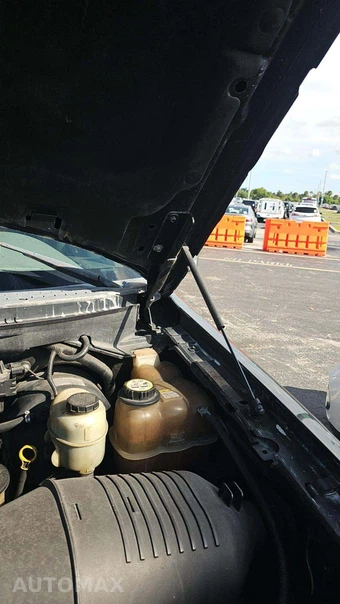 2004 Ford F-150 Lariat Crew Cab Short Bed – miniatura 30