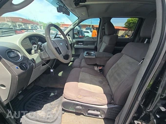 2004 Ford F-150 Lariat Crew Cab Short Bed – miniatura 7