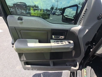 2004 Ford F-150 Lariat Crew Cab Short Bed – miniatura 9