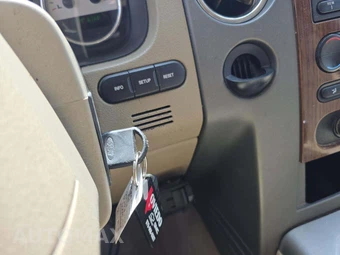 2004 Ford F-150 Lariat Crew Cab Short Bed - miniatura 8