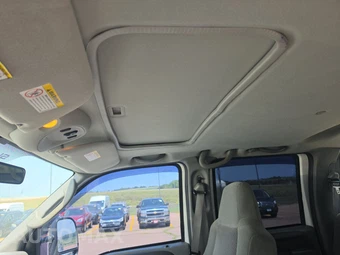 2004 Ford F-350 - miniatura 17