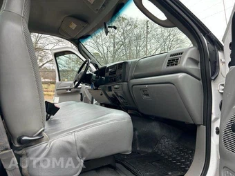2004 Ford F-350 XL - miniatura 33