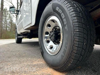 2004 Ford F-350 XL - miniatura 7