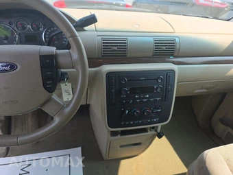2004 Ford Freestar SEL Minivan 120.8" WB – miniatura 11
