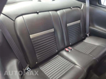 2004 Ford Mustang Mach 1 Coupe - miniatura 16