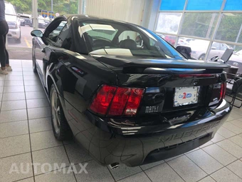 2004 Ford Mustang Mach 1 Coupe - miniatura 2
