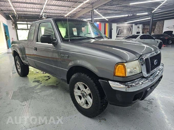 2004 Ford Ranger XLT Extended Cab Medium Bed – miniatura 4