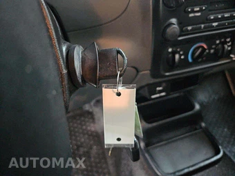 2004 Ford Ranger XLT Extended Cab Medium Bed – miniatura 8