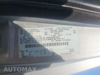 2004 Ford Super Duty E-350 Wagon XLT 138.0" WB - miniatura 13