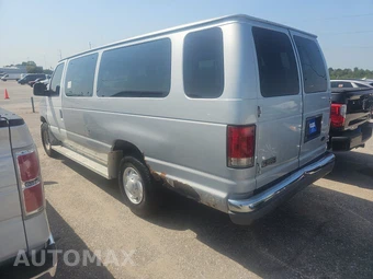 2004 Ford Super Duty E-350 Wagon XLT 138.0" WB - miniatura 6