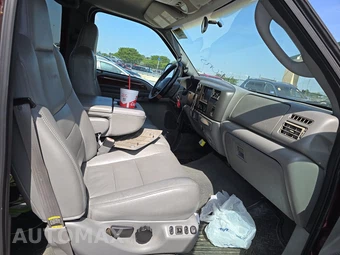 2004 Ford Super Duty F-250 Lariat Crew Cab Medium Bed - miniatura 8