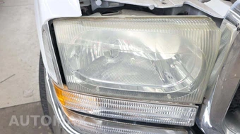 2004 Ford Super Duty F-250 Lariat Extended Cab Medium Bed w/Rear Doors - miniatura 47