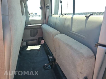 2004 Ford Super Duty F-250 Lariat Extended Cab Medium Bed w/Rear Doors - miniatura 9