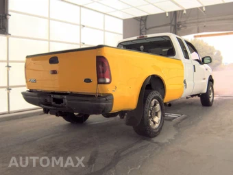 2004 Ford Super Duty F-250 XL Extended Cab Long Bed w/Rear Doors - miniatura 4