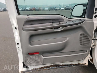 2004 Ford Super Duty F-250 XL Extended Cab Long Bed w/Rear Doors - miniatura 9