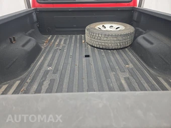 2004 Ford Super Duty F-250 XL Extended Cab Medium Bed w/Rear Doors - miniatura 17