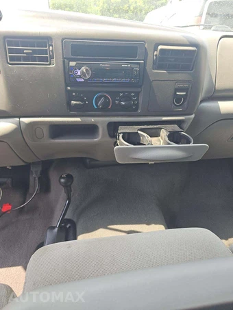 2004 Ford Super Duty F-250 XLT Crew Cab Medium Bed – miniatura 10