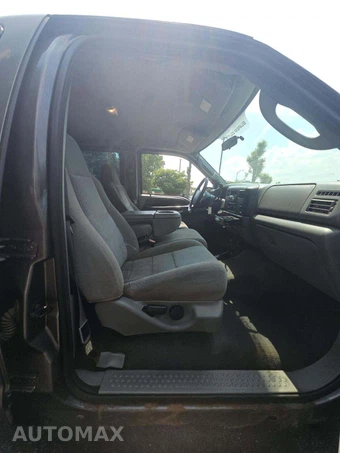 2004 Ford Super Duty F-250 XLT Crew Cab Medium Bed – miniatura 18
