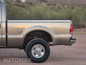 2004 Ford Super Duty F-350 Lariat Crew Cab Medium Bed - miniatura 25