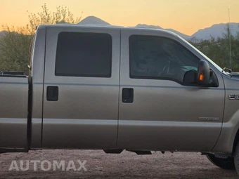 2004 Ford Super Duty F-350 Lariat Crew Cab Medium Bed - miniatura 29